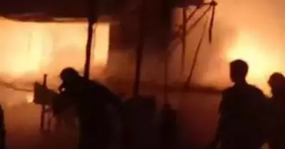 കുന്നംകുളം നഗരത്തില്‍ വന്‍തീപിടിത്തം; ലക്ഷങ്ങളുടെ നഷ്ടം