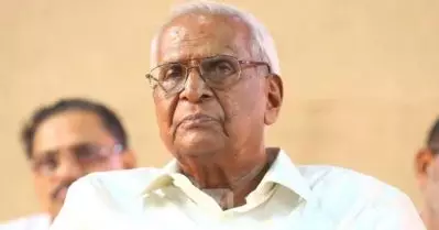 കെ.വി തോമസിനല്ല, യുവാക്കള്‍ക്കാണ് തെരഞ്ഞെടുപ്പില്‍ പ്രാധാന്യം നല്‍കേണ്ടത്; വിമര്‍ശനവുമായി എം.എം ലോറന്‍സ്