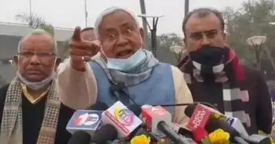 ഫോണ്‍ ചോര്‍ത്തലില്‍ ബി.ജെ.പിയോട് ഇടഞ്ഞ് ജെ.ഡി.യു; പ്രതിപക്ഷം അന്വേഷണം ആവശ്യപ്പെട്ടെങ്കില്‍ അത് അംഗീകരിക്കണമെന്ന് നിതീഷ് കുമാര്‍