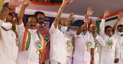 എല്‍.ഡി.എഫ് ജയം ചക്ക വീണപ്പോള്‍ മുയല്‍ ചത്തത്; ബി.ജെ.പി പറയുന്ന അതേ വര്‍ത്തമാനമാണ് സി.പി.ഐ.എമ്മും പറയുന്നതെന്നും പി.കെ കുഞ്ഞാലിക്കുട്ടി