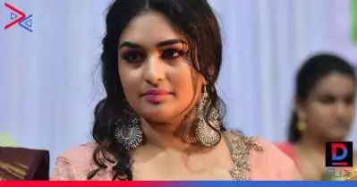 ഇപ്പോള്‍ പറയേണ്ട എന്നുകരുതി മാറ്റിവെച്ച കാര്യങ്ങള്‍ കൂടി അപ്പോള്‍ വിളിച്ചുപറയും; മനസുതുറന്ന് പ്രയാഗ മാര്‍ട്ടിന്‍