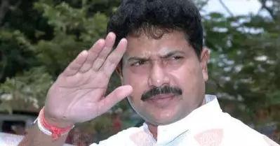 എം.പിയുടെ ആത്മഹത്യാക്കുറിപ്പില്‍ ബി.ജെ.പി നേതാവിന്റെ പേര്; അന്വേഷണം ശക്തമാക്കി മുംബൈ പൊലീസ്