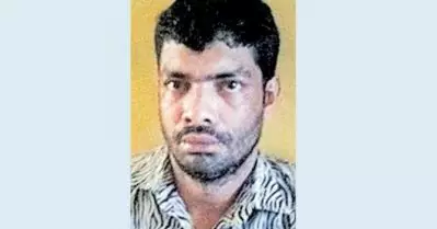 ലഹരിമരുന്ന് റെയ്ഡിനിടെ ഇളനീര്‍വില്‍പ്പനക്കാരന്‍ എക്‌സൈസ് ഓഫീസറെ വെട്ടി പരിക്കേല്‍പ്പിച്ചു