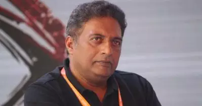 ഞാന്‍ ഇന്ത്യക്കാരനാണ്, അതുകൊണ്ട് തന്നെ കര്‍ഷകര്‍ക്കൊപ്പമാണ്; പ്രകാശ് രാജ്