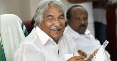 ‘അന്ന് ഒരു മുഖ്യമന്ത്രിക്ക് ഇത്രയേ ശമ്പളമുള്ളുവെന്ന് അറിയണം’; സത്യവാങ്മൂലത്തിനെതിരായ വിമര്‍ശനങ്ങള്‍ക്ക് മറുപടിയുമായി ഉമ്മന്‍ചാണ്ടി