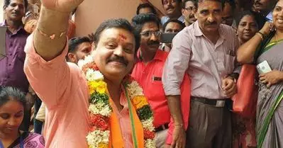 ഇത്തവണ എടുക്കുന്നില്ല, തൃശ്ശൂര്‍ നിങ്ങള്‍ തരുക; തോന്നിവാസികളെ വകവരുത്തണമെന്ന് സുരേഷ് ഗോപി