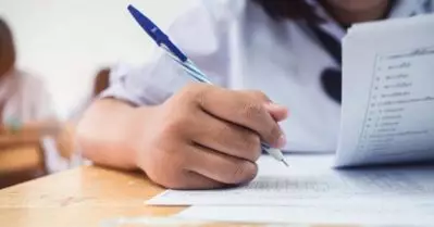 പ്ലസ് ടു മൂല്യനിര്‍ണയത്തില്‍ പിഴവ് വരുത്തി; അധ്യാപകര്‍ വിദ്യാര്‍ത്ഥിക്ക് അമ്പതിനായിരം രൂപ നല്‍കണമെന്ന് ഉത്തരവ്