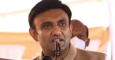 ‘എം.എല്‍.എമാര്‍ക്ക് ‘ അവിഹിത’ ബന്ധമുണ്ടോ’; കര്‍ണാടകയിലെ മുഴുവന്‍ എം.എല്‍.മാരെക്കുറിച്ചും അന്വേഷിക്കണമെന്ന് ബി.ജെ.പി മന്ത്രി