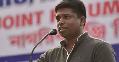 ഇതു കൊണ്ടൊന്നും ഇവിഎമ്മിനെ രക്ഷിക്കാനാകില്ല; തെരഞ്ഞെടുപ്പ് കമ്മീഷന്റെ പരസ്യത്തിനെതിരെ കണ്ണന്‍ ഗോപിനാഥന്‍