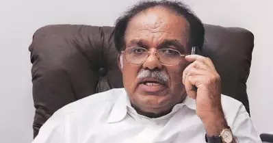 ഉപരാഷ്ട്രപതി സ്ഥാനമായിരുന്നു ഓഫര്‍; ഒന്നല്ല രണ്ട് തവണ കേന്ദ്ര മന്ത്രി വന്ന് കണ്ടു; എന്നിട്ടും ബി.ജെ.പിയിലേക്ക് പോയില്ലെന്ന് പി.ജെ കുര്യന്‍