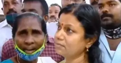 ഞങ്ങളുടെ കണ്ണീരൊപ്പുന്ന വ്യക്തിയാണ് ബിന്ദു കൃഷ്ണയെന്ന് പ്രവര്‍ത്തകര്‍; പൊട്ടിക്കരഞ്ഞ് ബിന്ദു