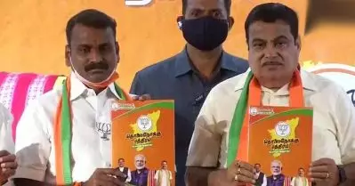 ഹിന്ദു ക്ഷേത്രങ്ങളില്‍ സര്‍ക്കാര്‍ നിയന്ത്രണം ഒഴിവാക്കും, ഗോഹത്യ തടയുന്നതിന് നിയമം; തമിഴ്‌നാട്ടില്‍ ബി.ജെ.പി പ്രകടന പത്രിക പുറത്തിറക്കി