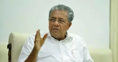 പൗരത്വം തെളിയിക്കാനുള്ള രേഖകള്‍ പൂരിപ്പിച്ച് തരുമെന്ന് കെ.എന്‍.എ.ഖാദര്‍; ബി.ജെ.പി ഒരുക്കുന്ന തടങ്കല്‍ പാളയങ്ങള്‍ക്ക് കാവല്‍ നില്‍ക്കാനും ലീഗ് മടിക്കില്ലെന്ന് മുഖ്യമന്ത്രി