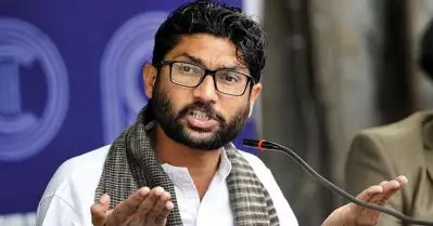 നഷ്ടപ്പെട്ട ആ 20 വര്‍ഷങ്ങളോര്‍ക്കുമ്പോള്‍ ഹൃദയം നുറുങ്ങുന്നു, പരാജയപ്പെട്ട ജുഡീഷ്യറിക്ക് നന്ദി: സിമി ബന്ധമാരോപിച്ച് അറസ്റ്റ് ചെയ്തവരെ വെറുതെ വിട്ടതില്‍ ജിഗ്‌നേഷ് മേവാനി
