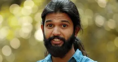 കാറും ജീപ്പും വിറ്റു, ഇനി ബൈക്കില്‍ മാത്രമേ സഞ്ചരിക്കൂ: ഇന്ധന വില വര്‍ധനവില്‍ പ്രതിഷേധവുമായി നടന്‍ ജിനോ ജോണ്‍