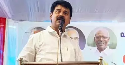 എന്റെ വൃദ്ധയായ അമ്മയും ഭാര്യയും സ്ത്രീകള്‍ അല്ലാതാവുന്നില്ലല്ലോ; വിവാദ പരാമര്‍ശത്തിന് പിന്നാലെ അമ്മയ്ക്കും ഭാര്യയ്ക്കും നേരെ മോശം പ്രചാരണമെന്ന് ജോയ്‌സ് ജോര്‍ജ്