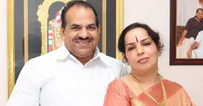 സന്തോഷ് ഈപ്പന്‍ വാങ്ങിയ ഐ ഫോണുകളിലൊന്ന് ഉപയോഗിച്ചത് കോടിയേരിയുടെ ഭാര്യയെന്ന് കസ്റ്റംസ്; ചോദ്യം ചെയ്യലിന് നോട്ടീസ്