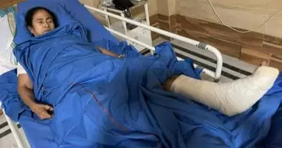 മമതയ്‌ക്കെതിരെ നടന്ന ആക്രമണത്തില്‍ ഇടപെട്ട് ബി.ജെ.പി; മനുഷ്യത്വത്തിന്റെ വിഷയമാണ് അന്വേഷണം വേണമെന്ന് ബി.ജെ.പി എം.പി 