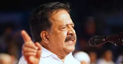“എല്ലാം വിലയ്ക്ക് വാങ്ങാമെന്ന് കരുതേണ്ട”; ഈ തെരഞ്ഞെടുപ്പോടെ ട്വന്റി-ട്വന്റിയുടെ കഥകഴിയുമെന്ന് ചെന്നിത്തല