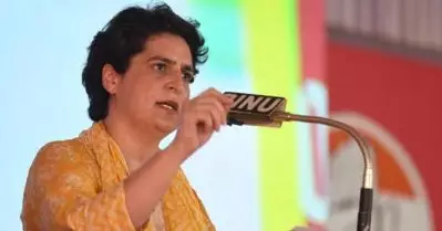 മരുന്നും ഓക്‌സിജനും കിട്ടാതെ ജനങ്ങള്‍ നിലവിളിക്കുമ്പോള്‍ കോമഡി പറയാന്‍ എങ്ങനെ നിങ്ങള്‍ക്ക് കഴിയുന്നു? മോദിയോട് പ്രിയങ്ക ഗാന്ധി