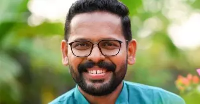 പ്രചരണ പോസ്റ്ററുകളില്‍ പേരിനൊപ്പം ഐ.എ.എസ് ചേര്‍ത്തു; യു.ഡി.എഫ് സ്ഥാനാര്‍ത്ഥിക്ക് വരണാധികാരിയുടെ നോട്ടീസ്