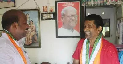 വി.എസ് അച്യൂതാനന്ദന്റെ സഹോദര പുത്രന്‍ കോണ്‍ഗ്രസില്‍ ചേര്‍ന്നു; എം. ലിജുവിന് വേണ്ടി പ്രവര്‍ത്തിക്കും