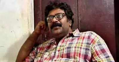 ക്രിസ്ത്യാനികളും ഹിന്ദുക്കളും പെണ്‍മക്കളെ ശ്രദ്ധിച്ചാല്‍ നല്ലതായിരിക്കും, കാക്ക കൊത്തും; ലവ് ജിഹാദ് വിദ്വേഷ പരാമര്‍ശവുമായി അലി അക്ബര്‍