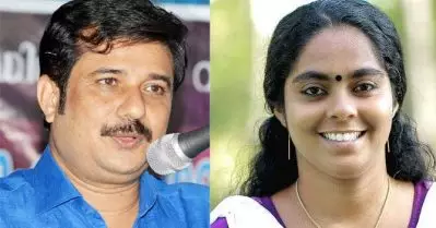 ‘പാല്‍ സൊസൈറ്റിയിലേക്കുള്ള തെരഞ്ഞെടുപ്പല്ല, പ്രാരാബ്ധം പറഞ്ഞ് വോട്ട് ചോദിക്കുന്നു’; അരിതാ ബാബുവിനെ പരിഹസിച്ച് എ. എം ആരിഫ് എം. പി