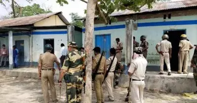 തെരഞ്ഞെടുപ്പ് കമ്മീഷന്‍ സ്വയം ചെളിവാരിത്തേക്കുകയാണ്; രാഷ്ട്രീയ നേതാക്കള്‍ക്ക് ഏര്‍പ്പെടുത്തിയ വിലക്കില്‍ തൃണമൂല്‍