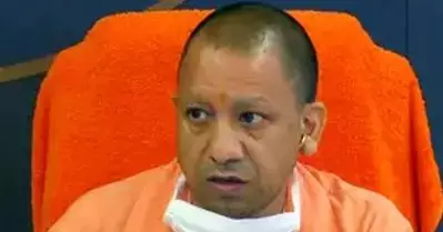 രണ്ട് ദിവസമായി ഒരു ബെഡിനായി കാത്തിരിക്കുന്നത് 50 പേര്‍; ഉത്തര്‍പ്രദേശില്‍ സ്ഥിതി രൂക്ഷം