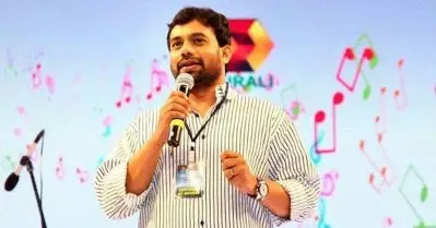 ജോണ്‍ ബ്രിട്ടാസിന്റെ രാജ്യസഭാംഗത്വം; ഇടത് അനുകൂല പ്രൊഫൈലുകളില്‍ നിന്ന് വ്യാപക വിമര്‍ശനം