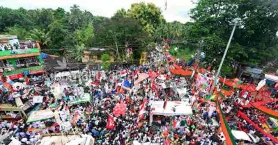 കലാശക്കൊട്ടിന് വിലക്കേര്‍പ്പെടുത്തി തെരഞ്ഞെടുപ്പ് കമ്മീഷന്‍