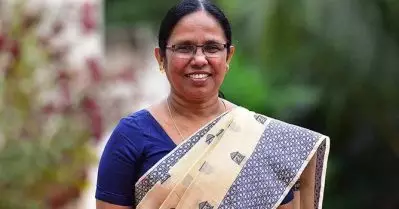 കെ.കെ. ശൈലജയെ അപകീർത്തിപ്പെടുത്തിയെന്ന് പരാതി; വ്യാജ പ്രചരണം ഷാഫി പറമ്പിലിന്റെ അറിവോടെയെന്ന് എൽ.ഡി.എഫ്