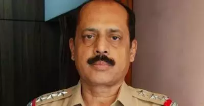സസ്‌പെന്‍ഷനിലായിരുന്ന സച്ചിന്‍ വാസെയെ ക്രൈം ഇന്റലിജന്‍സ് യൂണിറ്റില്‍ എത്തിച്ചത് പരംബീര്‍ സിംഗ് എന്ന് റിപ്പോര്‍ട്ട്