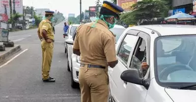 മാളുകളില്‍ പ്രവേശിക്കാന്‍ കൊവിഡ് നെഗറ്റീവ്/വാക്‌സിനേഷന്‍ സര്‍ട്ടിഫിക്കറ്റ് നിര്‍ബന്ധം; വിവാഹചടങ്ങുകള്‍ക്ക് മുന്‍കൂര്‍ അനുമതി; കടുപ്പിച്ച് സര്‍ക്കാര്‍