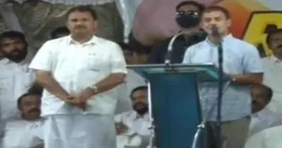ഈ മനുഷ്യന് വേണ്ടി പ്രചാരണത്തിനെത്തണമെന്ന് എനിക്ക് നിര്‍ബന്ധമായിരുന്നു; മുരളീധരനെ പുകഴ്ത്തി രാഹുല്‍ ഗാന്ധി