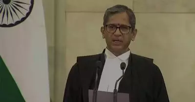 ഞാനൊരു മാധ്യമപ്രവര്‍ത്തകന്‍ കൂടിയായിരുന്നു; സുപ്രീംകോടതി നടപടികള്‍ ലൈവ് ടെലികാസ്റ്റ് ചെയ്യുന്നത് പരിഗണിക്കാമെന്ന് ചീഫ് ജസ്റ്റിസ് രമണ