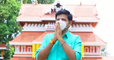 ‘പൂരവും ആചാരവും അട്ടിമറിക്കാനായി കടുംപിടുത്തം അരുത്’; തൃശൂര്‍ പൂരം നടത്തണമെന്ന ആവശ്യവുമായി സന്ദീപ് വാര്യര്‍