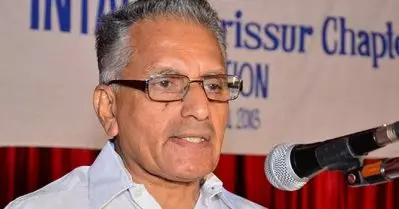“ജനങ്ങള്‍ ഇല്ലാതെ എന്ത് തൃശ്ശൂര്‍പൂരം”?; പരീക്ഷ മാറ്റുന്നത് പോലെ പൂരം മാറ്റാനാകില്ലെന്ന് തേറമ്പില്‍ രാമകൃഷ്ണന്‍