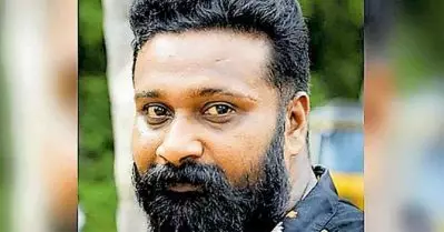 പെണ്‍വാണിഭം ആരോപിച്ച് ബഹളം വെച്ച യുവാവിനെ ക്രൂരമായി കൊലപ്പെടുത്തി; എഴുപതോളം മുറിവുകള്‍