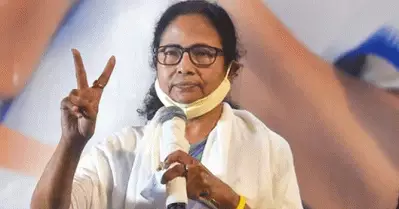 ‘ബി.ജെ.പി ഒരു വര്‍ഗീയ പാര്‍ട്ടിയാണ്,അവര്‍ കുഴപ്പക്കാരാണ്’; ബംഗാളിലെ അക്രമം നാണംകെട്ട തോല്‍വിയില്‍ ബി.ജെ.പി നടത്തിയതെന്ന് മമത
