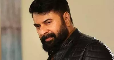 ആ സീനില്‍ അങ്ങനെ കാണിച്ചല്ലോ, ഇങ്ങനെ കാണിച്ചല്ലോ എന്നൊക്കെ ചിലര്‍ ചോദിക്കുമ്പോള്‍ അതൊന്നും എനിക്ക് ഓര്‍മ്മ പോലും ഉണ്ടാവില്ല: മമ്മൂട്ടി പറയുന്നു