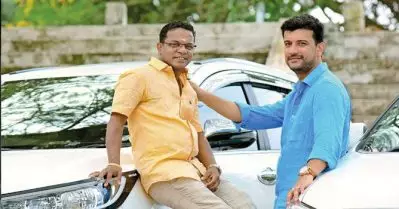 ‘ചെരുപ്പുകള്‍ രണ്ടും ഊരിപ്പിടിച്ച് ഓ… എന്നൊരു ശബ്ദവും ഉണ്ടാക്കി ഇടവഴിയിലൂടെ ധര്‍മജന്‍ പാഞ്ഞു’; രസകരമായ അനുഭവം പങ്കുവെച്ച് പിഷാരടി