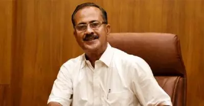 ജെന്‍ഡര്‍ ന്യൂട്രല്‍ യൂണിഫോമിനെ അനുകൂലിക്കുന്ന വനിത എം.എല്‍.എമാര്‍ നിയമസഭയില്‍ പാന്റ് ധരിച്ച് എത്തണം: പി.എം.എ. സലാം