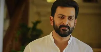 സൗത്തിന്ത്യയിലെ ഇംഗ്ലിഷ് വാദകാ, അറിയാത്ത കാര്യത്തെ കുറിച്ച് സംസാരിക്കരുത്; ലക്ഷദ്വീപിനെ പിന്തുണച്ച പൃഥ്വിരാജിനെതിരെ സംഘപരിവാര്‍ സൈബര്‍ ആക്രമണം