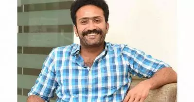 തമിഴ് അത്ര വശമില്ല, പഠിച്ചെടുക്കാനുള്ള ശ്രമത്തിലാണ്; വിജയ്‌ക്കൊപ്പമുള്ള പുതിയ ചിത്രത്തിന്റെ വിശേഷങ്ങളുമായി ഷൈന്‍ ടോം ചാക്കോ