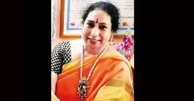 ലോക്ഡൗണില്‍ ഫീസ് അടയ്ക്കാനാകാതെ 200-ഓളം വിദ്യാര്‍ത്ഥികളുടെ പഠനം മുടങ്ങി; 40 ലക്ഷം രൂപ പിരിച്ച് നല്‍കി മലയാളി പ്രിന്‍സിപ്പല്‍