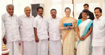 എന്‍.സി.പിയെയും കോണ്‍ഗ്രസിനെയും താരതമ്യം ചെയ്യേണ്ടതില്ല; ലതികാ സുഭാഷിന്റെ എന്‍.സി.പി പ്രവേശന തീരുമാനത്തില്‍ പ്രതികരിച്ച് ഉമ്മന്‍ചാണ്ടി