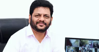 കൊവിഡ് മരുന്ന് വിതരണം സേവാ ഭാരതിയെ ഏല്‍പ്പിച്ചതിനെതിരെ വി.കെ ശ്രീകണ്ഠന്‍ എം.പി; പ്രധാനമന്ത്രിക്കും ആരോഗ്യമന്ത്രിക്കും കത്തയച്ചു