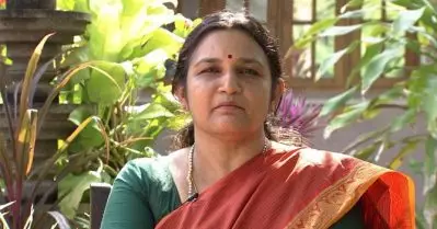 പുതിയൊരു ഗായികക്ക് അത്രയെളുപ്പം പിടിച്ചുകയറാന്‍ പറ്റിയ ഇടമല്ല സിനിമ; അവസരങ്ങള്‍ തേടി പോകുന്നതിലും പിന്നിലായിരുന്നു: ഗായിക ഭാവന പറയുന്നു